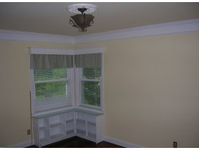 102 Montvue Road Bristol, TN 37620 - Photo 5 of 7 Photo 5
