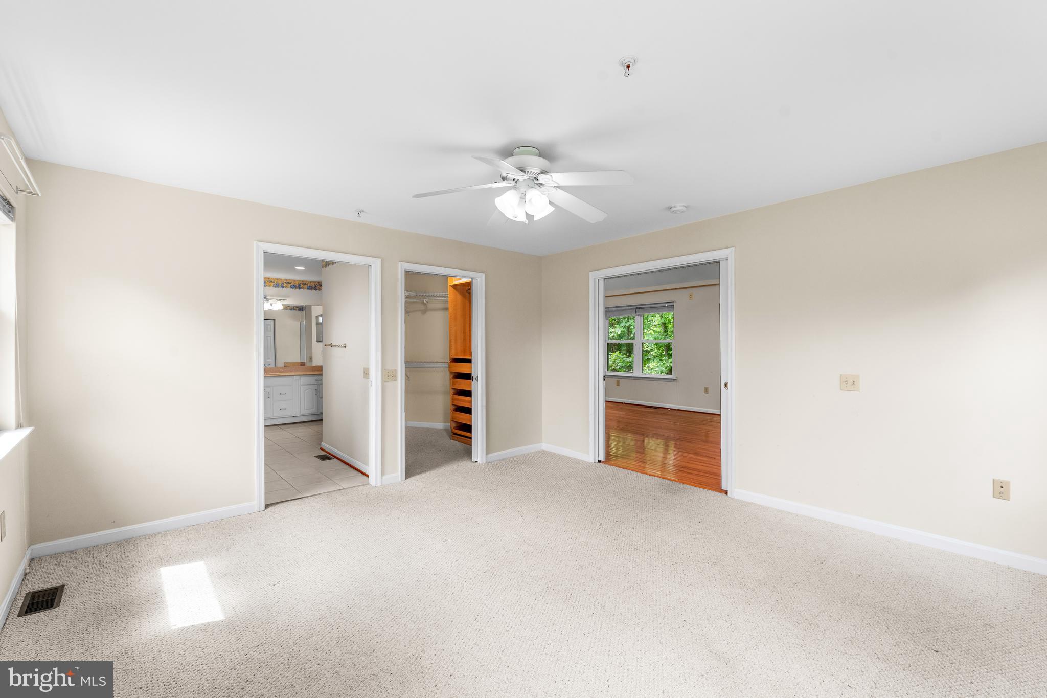 11709 Thrift Road Clinton, MD 20735 - Photo 33 of 71 a view of an empty room with a window