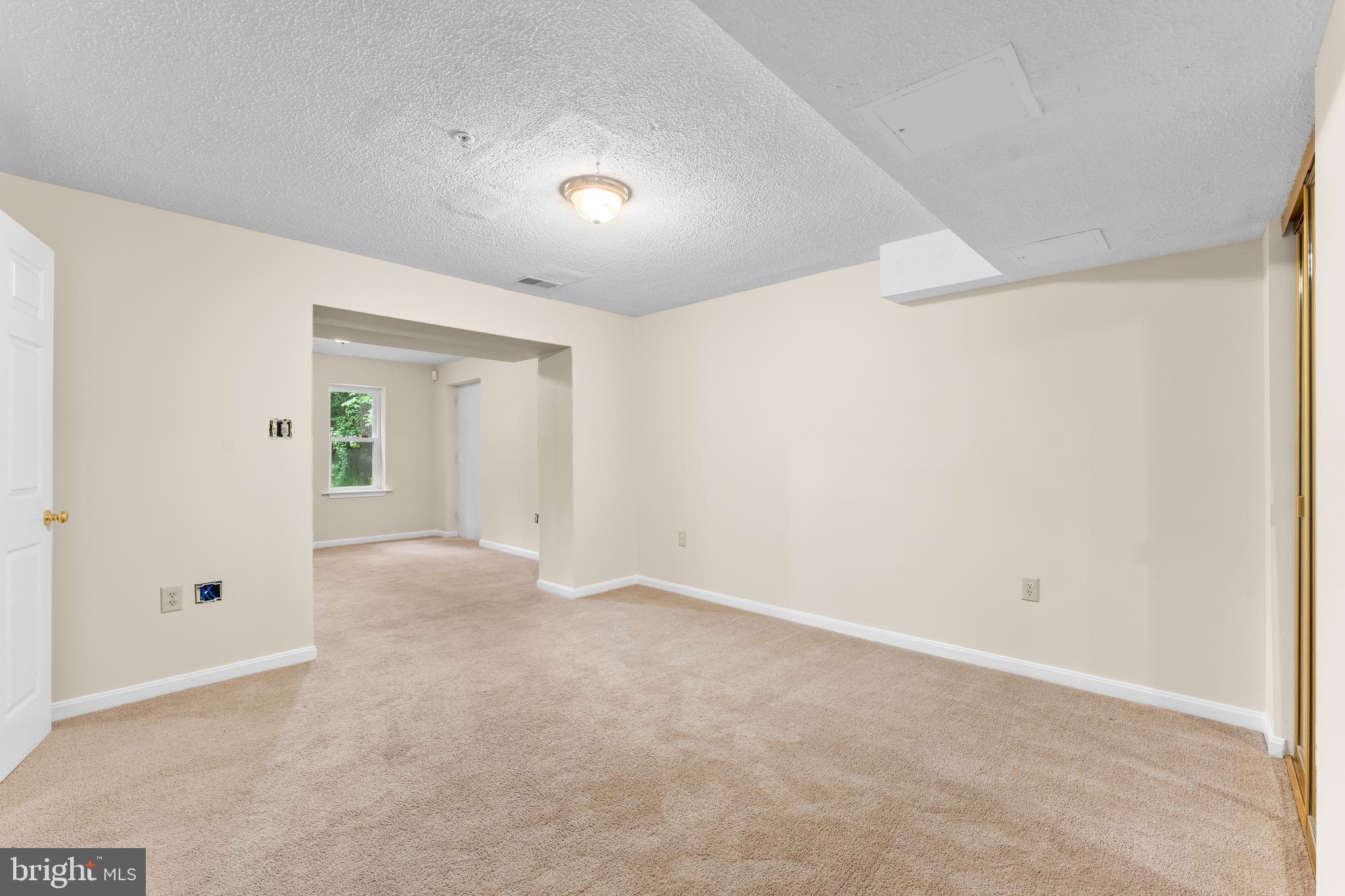 11709 Thrift Road Clinton, MD 20735 - Photo 61 of 71 a view of an empty room