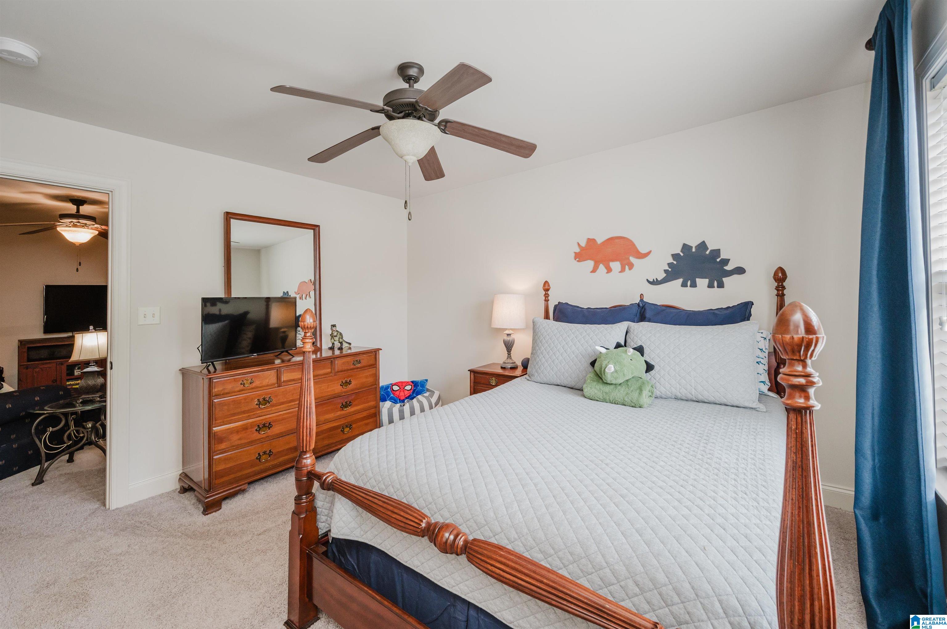 227 Dunrobin Cove Pelham, AL 35124 - Photo 19 of 54