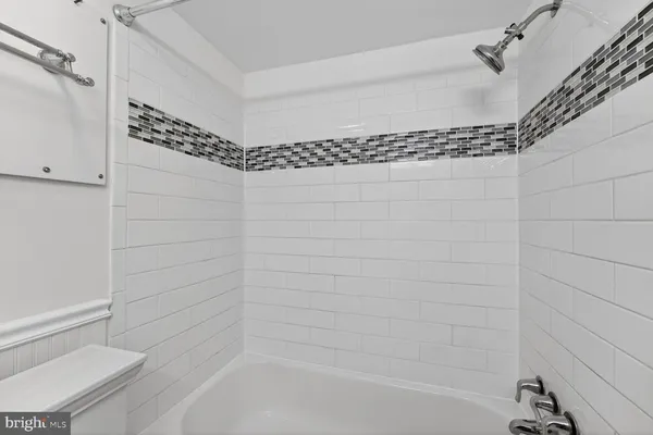 $1,650 | 12753 Dara Drive, Unit 101, Woodbridge, VA 22192