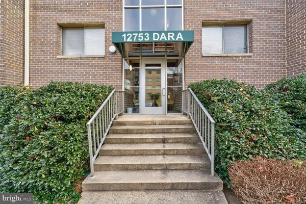$1,650 | 12753 Dara Drive, Unit 101, Woodbridge, VA 22192