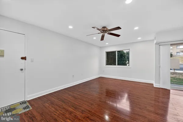 $1,650 | 12753 Dara Drive, Unit 101, Woodbridge, VA 22192