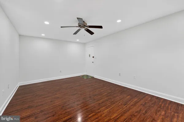 $1,650 | 12753 Dara Drive, Unit 101, Woodbridge, VA 22192