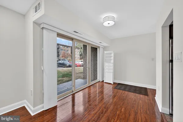 $1,650 | 12753 Dara Drive, Unit 101, Woodbridge, VA 22192