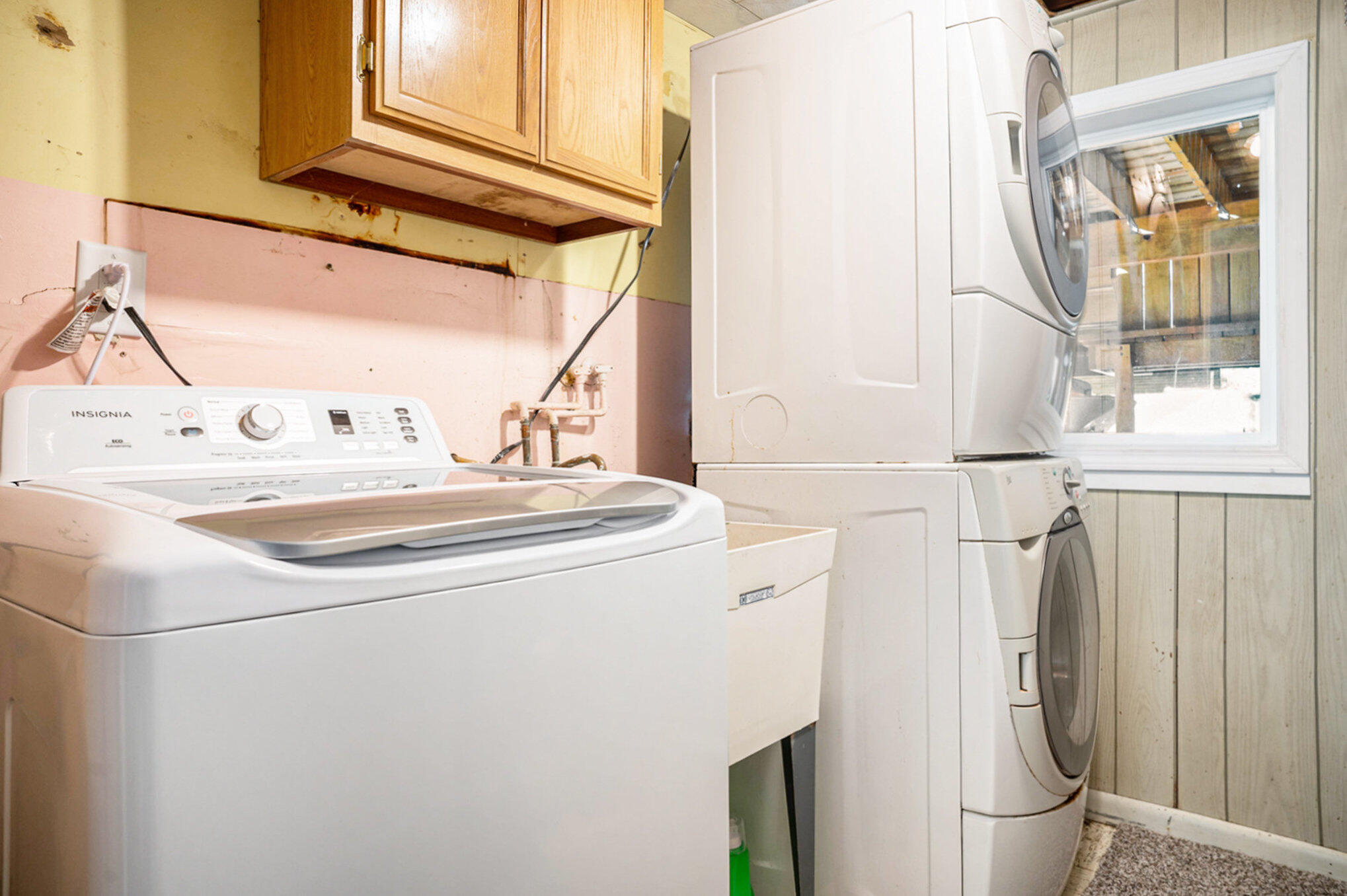 938 Walnut Lane Crown Point, IN 46307 - Photo 17 of 17 a bathroom with a sink a mirror and a shower