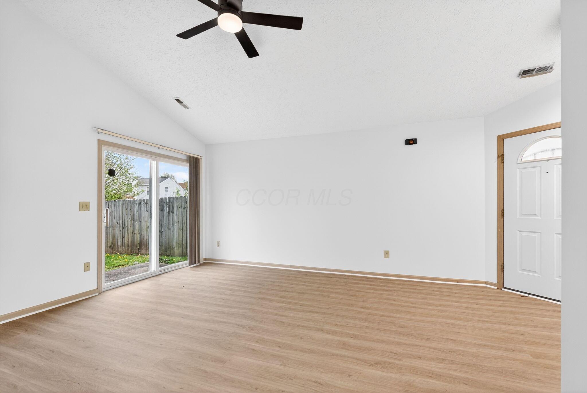 2064 Waymont Road Columbus, OH 43229 - Photo 6 of 31 2064 Waymont Rd (Interior)-3
