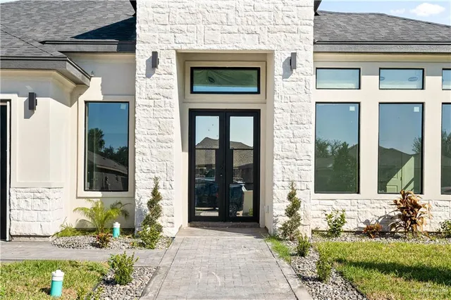 $364,999 | 3200 Guadalupe Avenue, McAllen, TX 78504