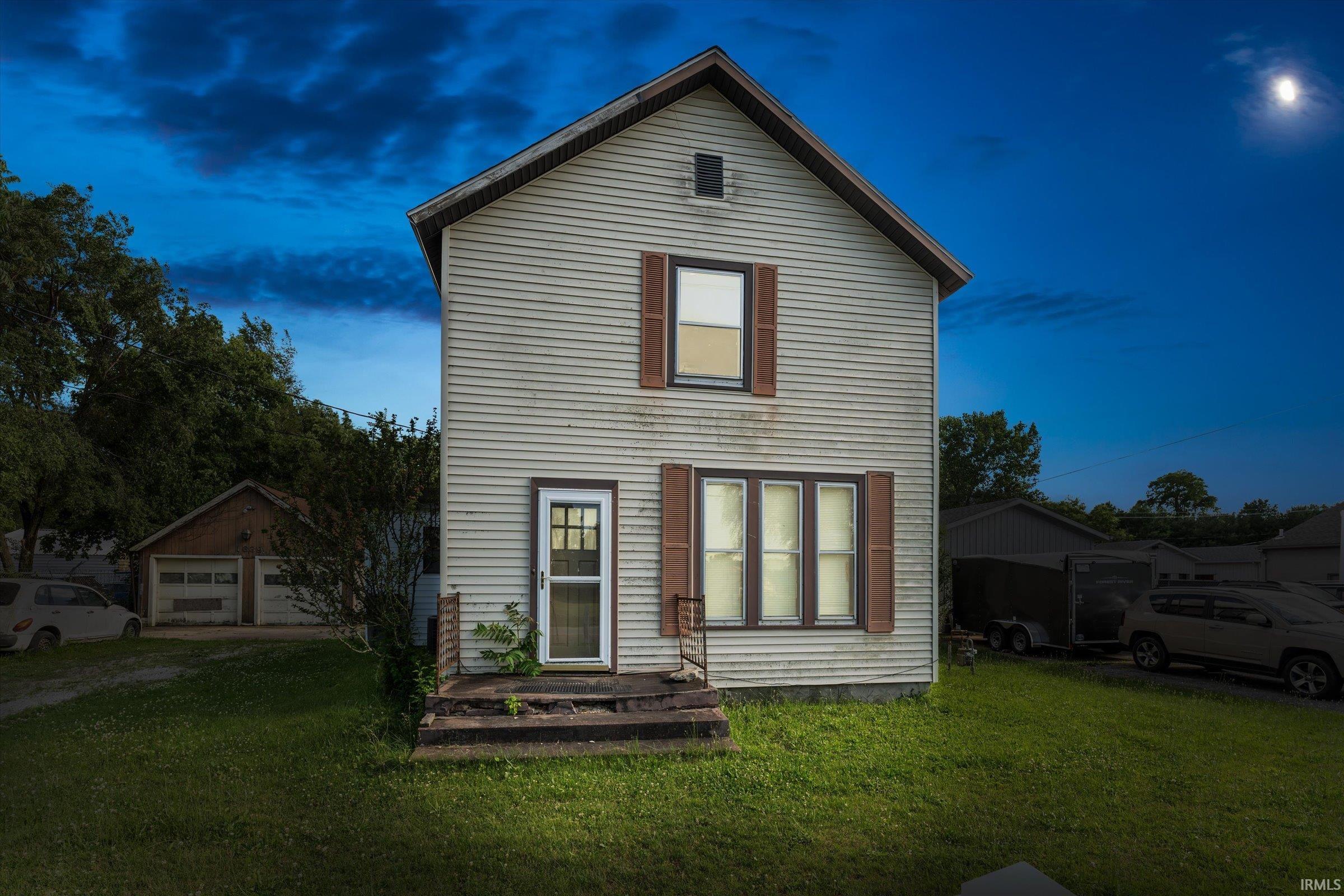 1639 Toledo Road Elkhart, IN 46516 - Photo 4 of 37