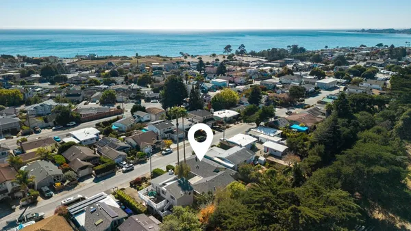 $1,395,000 | 236 North Avenue, Aptos, CA 95003