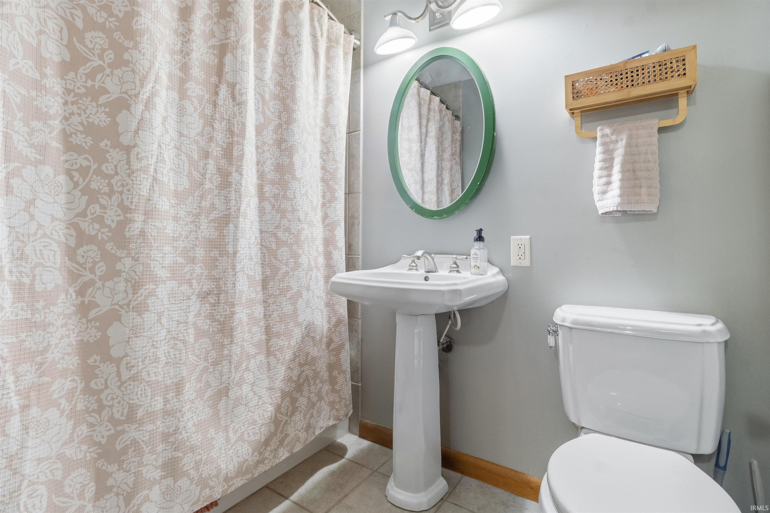 1705 East Springhill Road Warsaw, IN 46580 - Photo 16 of 26