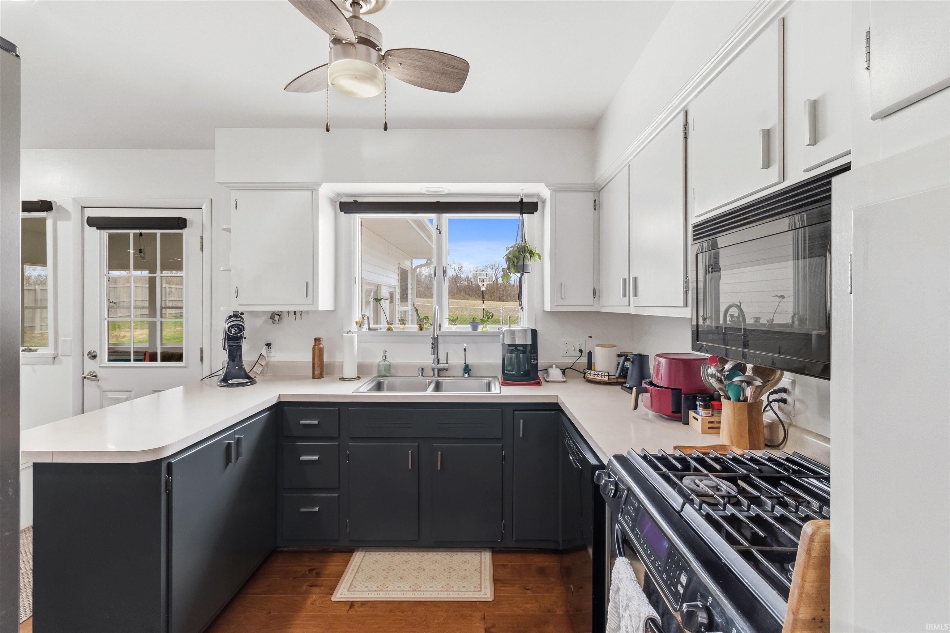 1705 East Springhill Road Warsaw, IN 46580 - Photo 8 of 26