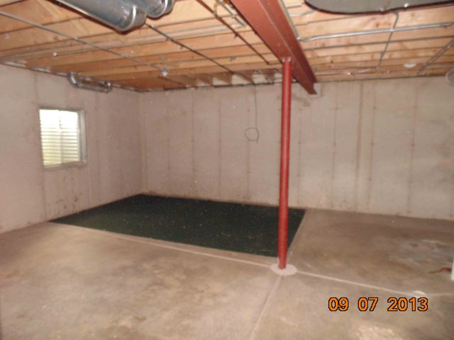 637 Deames Street Plano, IL 60545 - Photo 16 of 18 a view of a door of the house