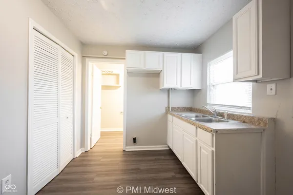 $949 | 524 West 23rd Street, Unit 2, Indianapolis, IN 46208