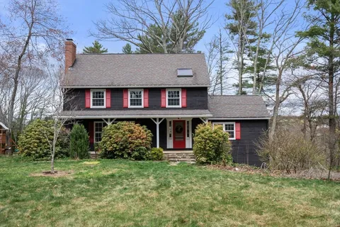 $499,000 | 34 Roy Terrace, West Brookfield, MA 01585