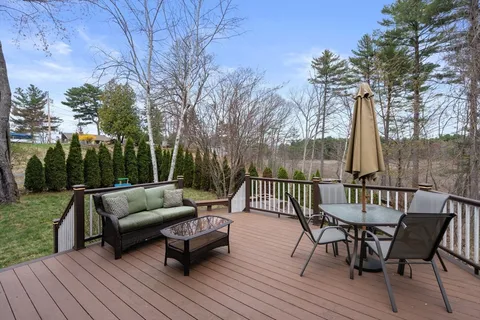 $499,000 | 34 Roy Terrace, West Brookfield, MA 01585