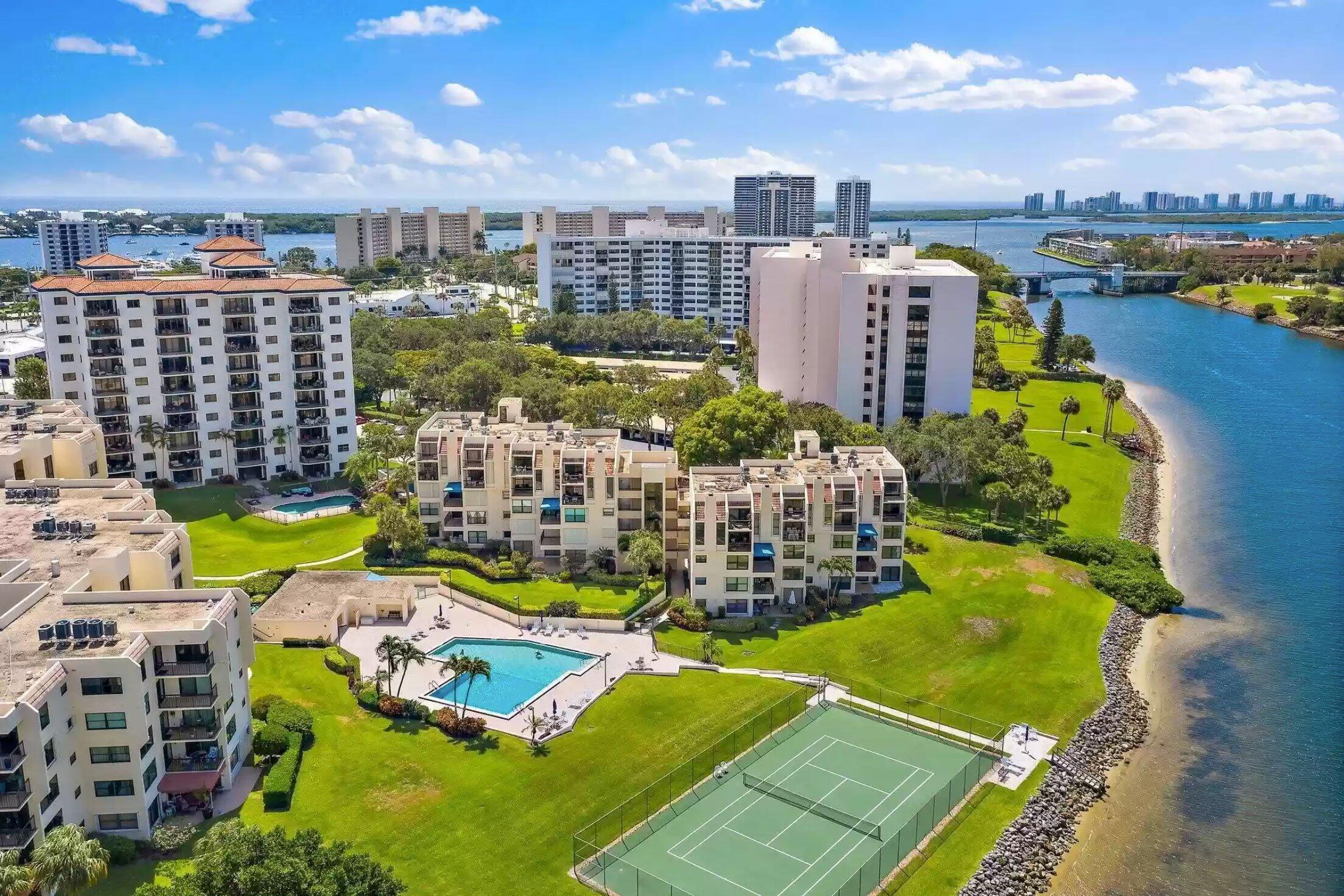 364 Golfview 307 Road, Unit 307 North Palm Beach, FL 33408 - Photo 2 of 35 003