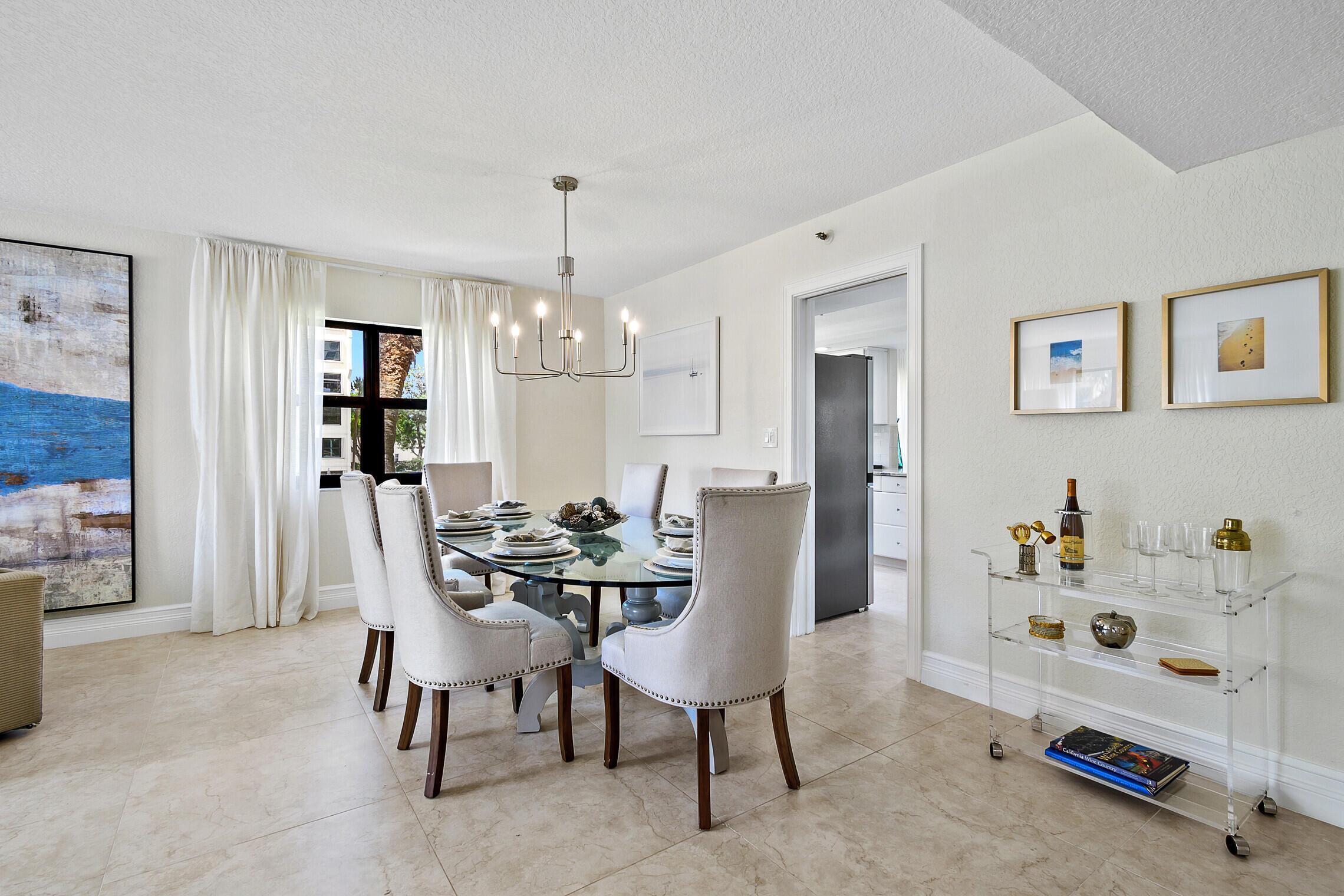 364 Golfview 307 Road, Unit 307 North Palm Beach, FL 33408 - Photo 22 of 35 dining room