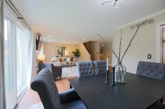 $330,000 | 4291 Foxpointe Drive, West Bloomfield, MI 48323