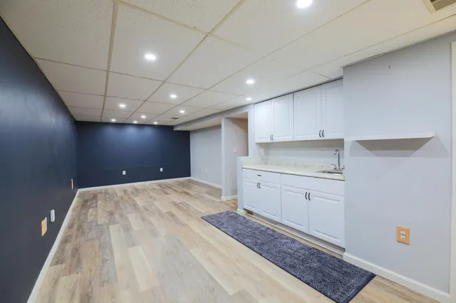 $330,000 | 4291 Foxpointe Drive, West Bloomfield, MI 48323