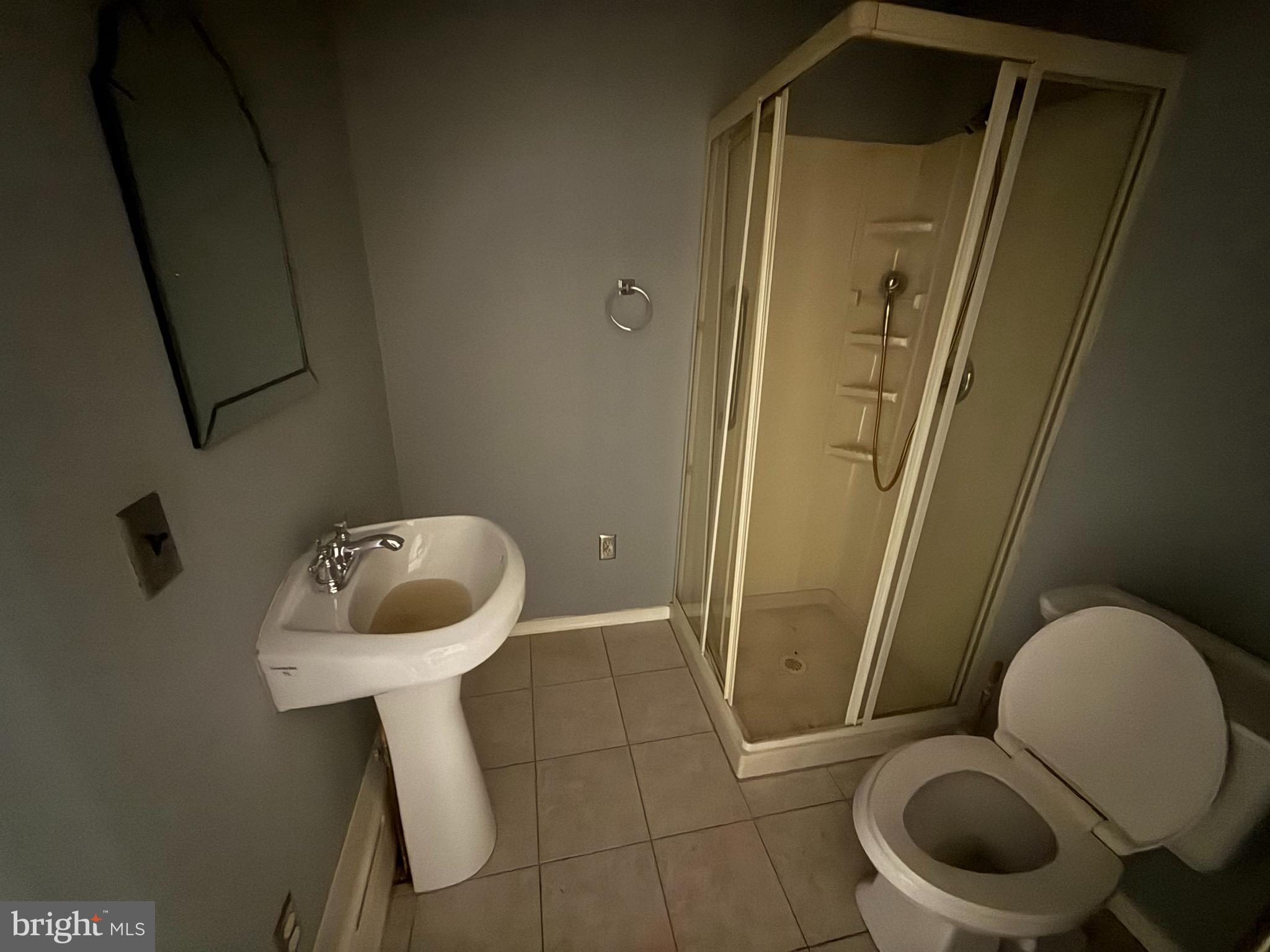 319 Mercy Street Philadelphia, PA 19148 - Photo 3 of 12