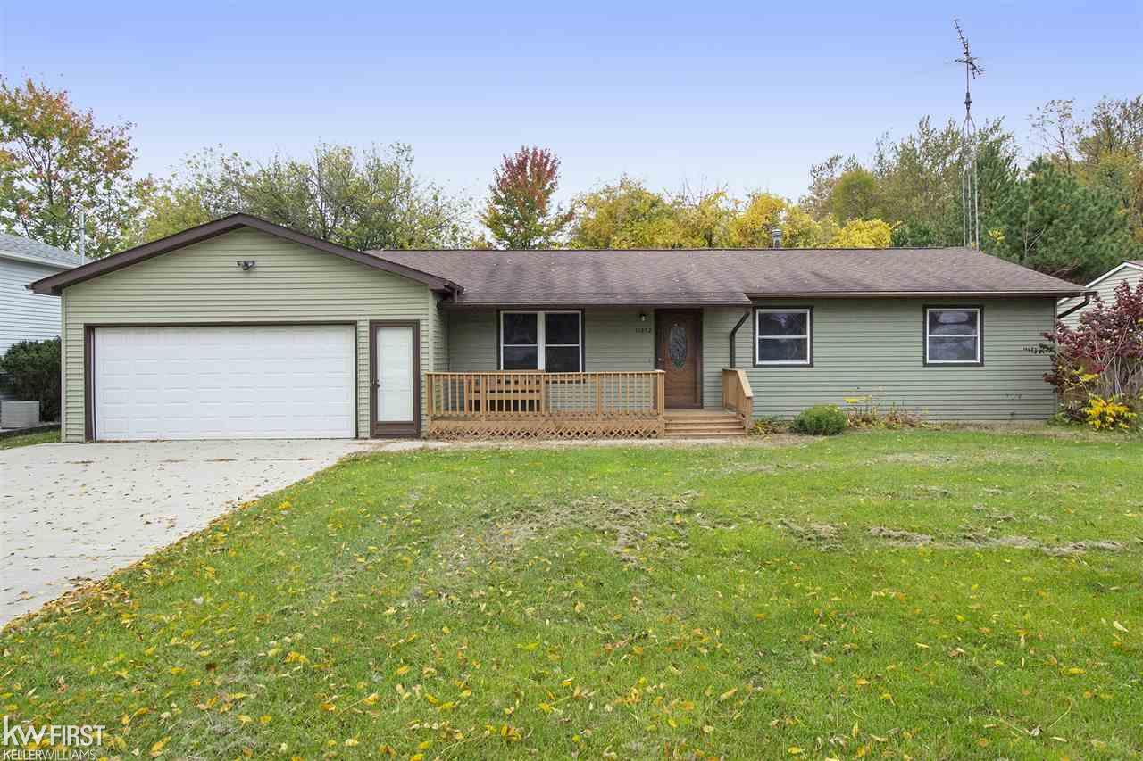 11352 Main Road Fenton, MI 48430 - Photo 2 of 21 50026444-1.JPG