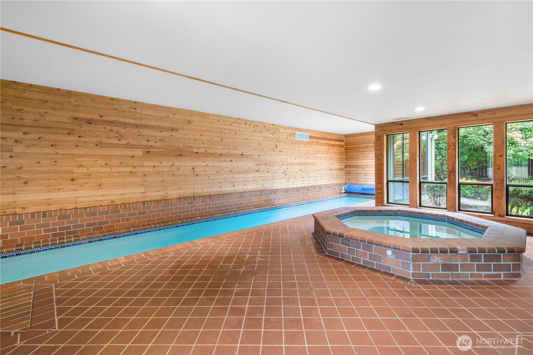 806 Alpine Drive Everett, WA 98203 - Photo 17 of 34