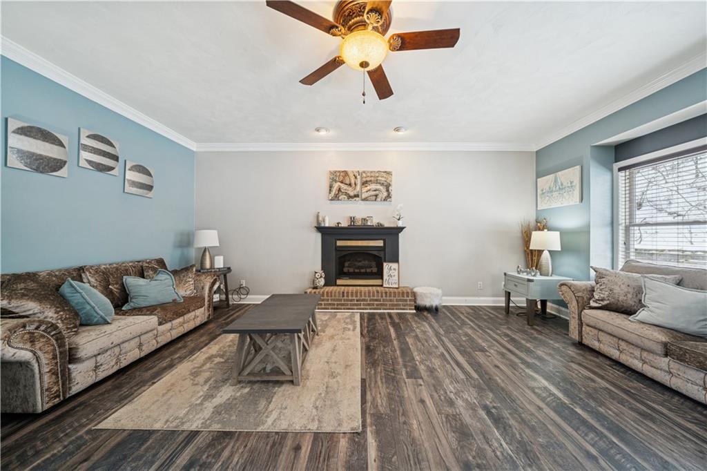 110 Cornerstone Court Venetia, PA 15367 - Photo 13 of 47