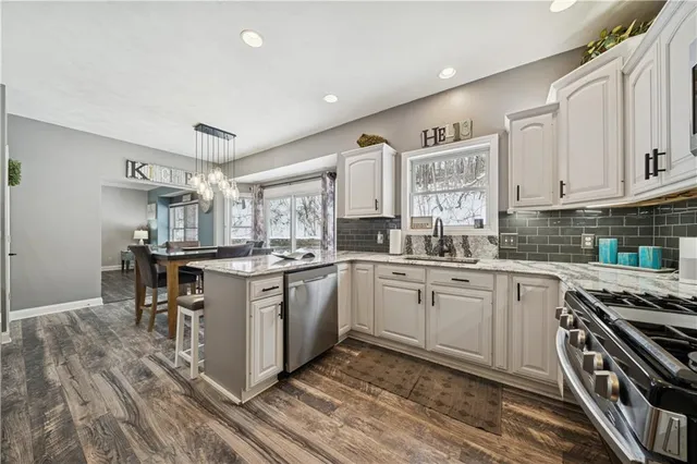 $550,000 | 110 Cornerstone Court, Venetia, PA 15367