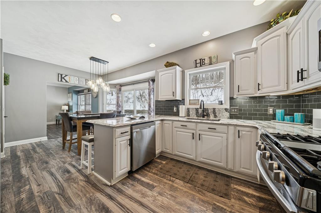 110 Cornerstone Court Venetia, PA 15367 - Photo 19 of 47