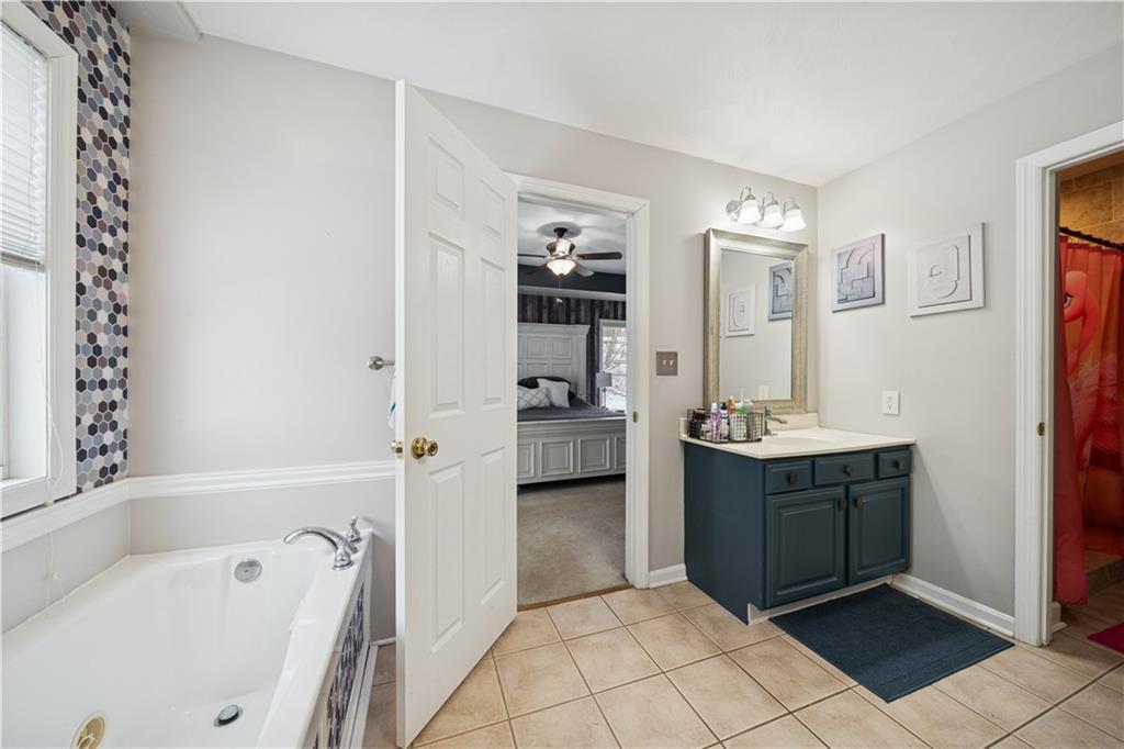 110 Cornerstone Court Venetia, PA 15367 - Photo 35 of 47