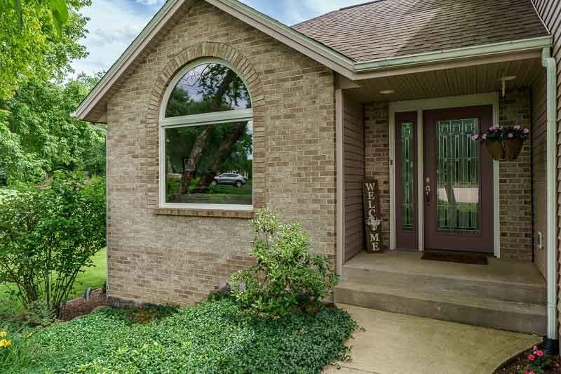 11307 Ridgecrest Drive Roscoe, IL 61073 - Photo 2 of 65