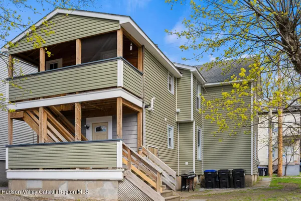 $2,200 | 51 Gifford Avenue, Unit 1, Poughkeepsie, NY 12601