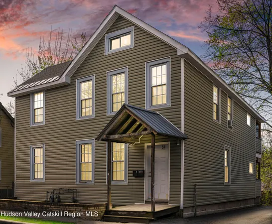 $2,200 | 51 Gifford Avenue, Unit 1, Poughkeepsie, NY 12601