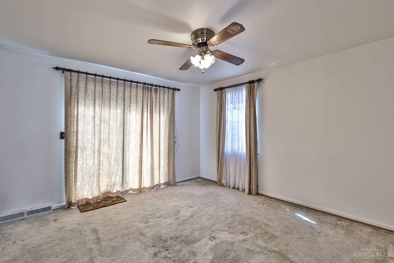 6138 Red Bank Road Cincinnati, OH 45213 - Photo 8 of 31 Gallery Image 8