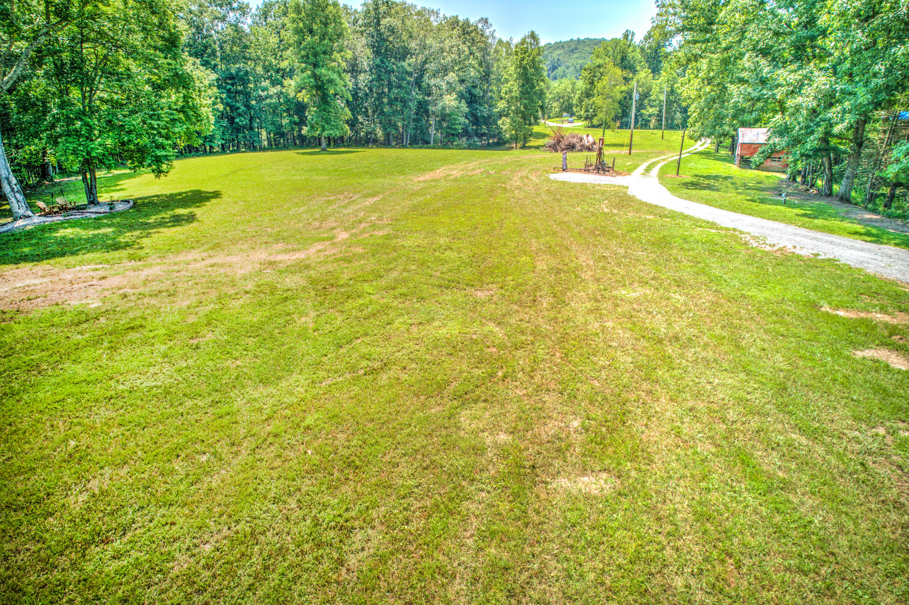 147 Lewis Landrum Road Lancing, TN 37770 - Photo 2 of 12 2