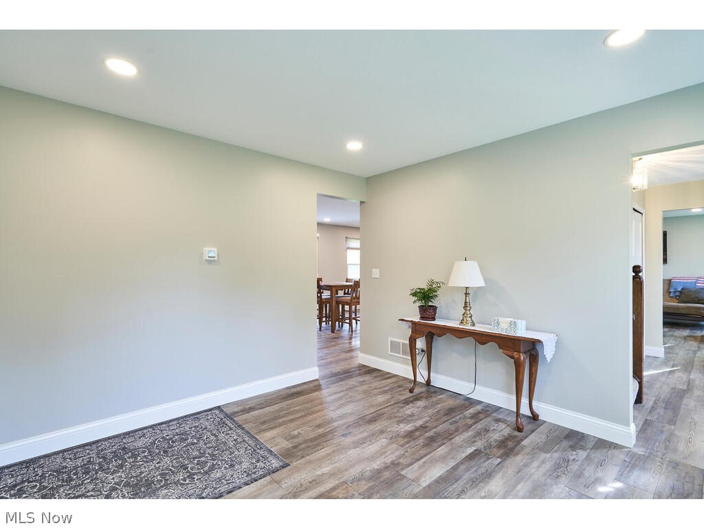4009 Dan Road Medina, OH 44256 - Photo 6 of 29