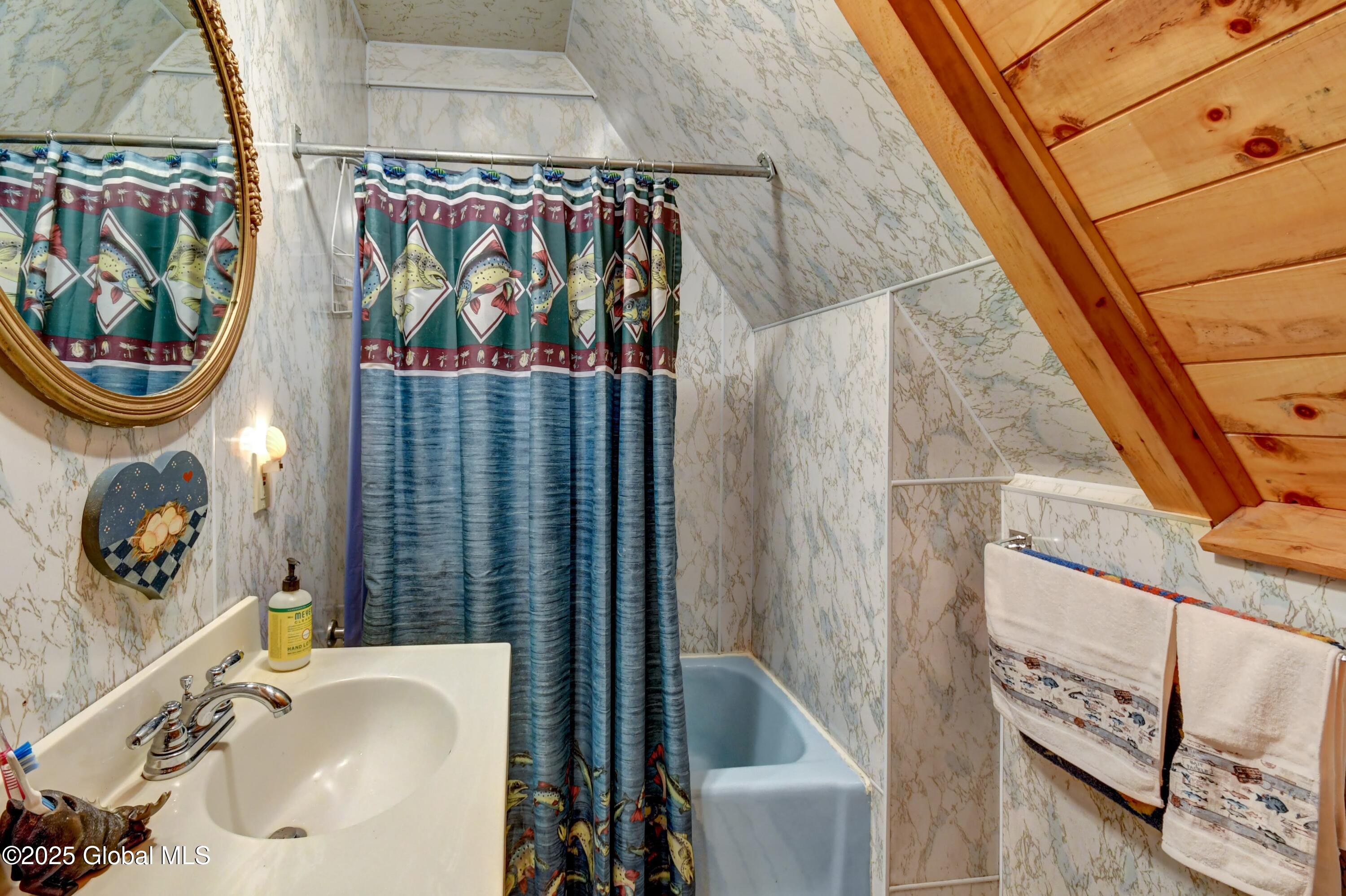 95 Marion Road Edinburg, NY 12134 - Photo 23 of 39 95 Marion-25