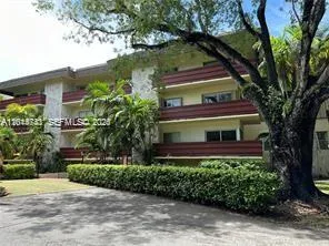 $3,250 | 1205 Mariposa Avenue, Unit 212, Coral Gables, FL 33146