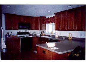 4 Thresher Road, Unit 136 Nashua, NH 03063 - Photo 2 of 7 Gallery Image 2