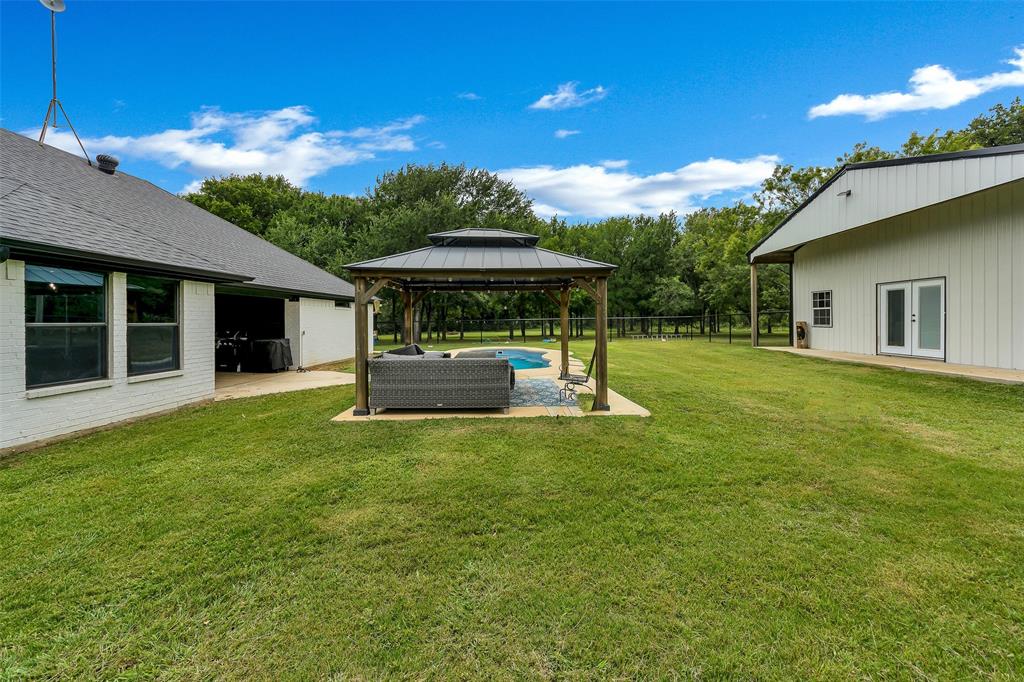 108 Patsy Lee Court Weatherford, TX 76087 - Photo 14 of 29