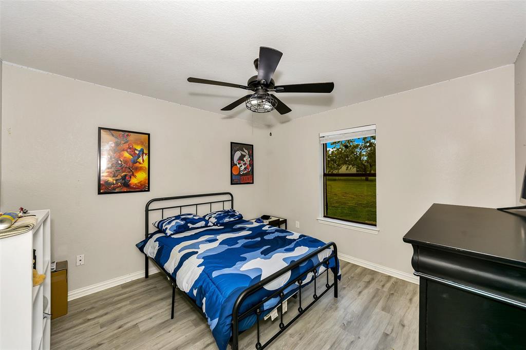 108 Patsy Lee Court Weatherford, TX 76087 - Photo 9 of 29