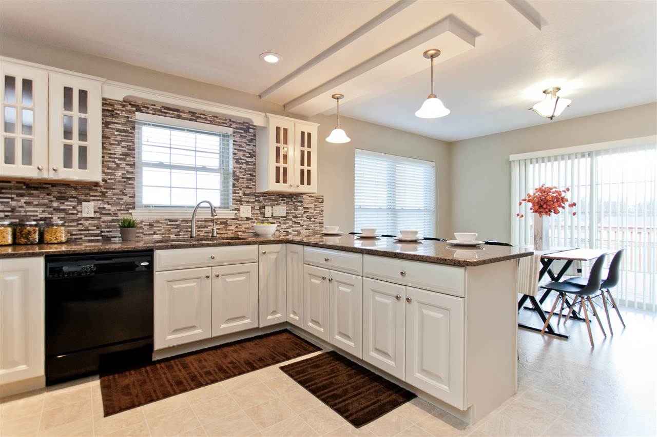 1410 Windham Hill Drive Riverside, IA 52327 - Photo 8 of 25 Gallery Image 8