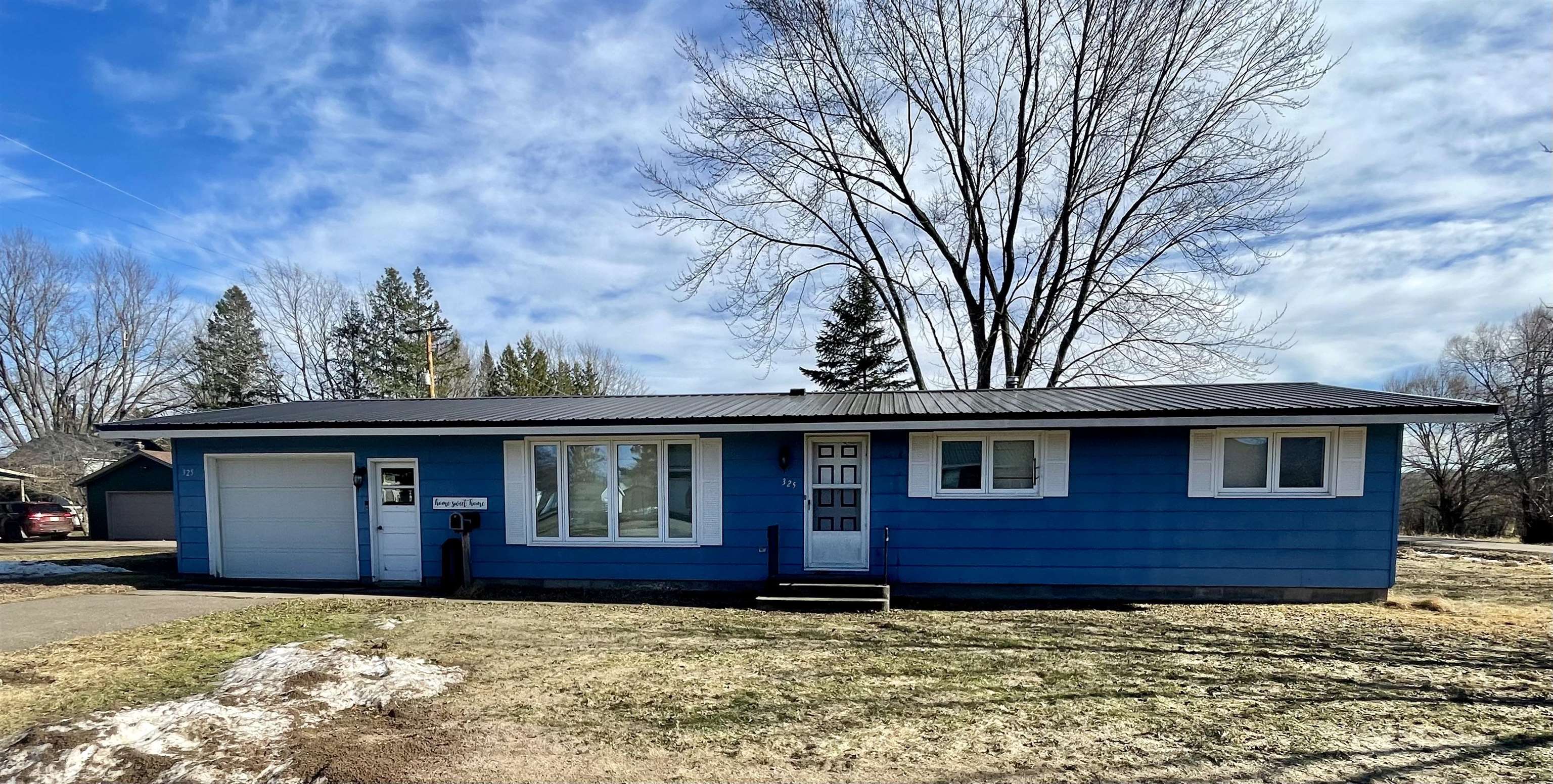 325 Maple Street Phillips, WI 54555 - Photo 2 of 22