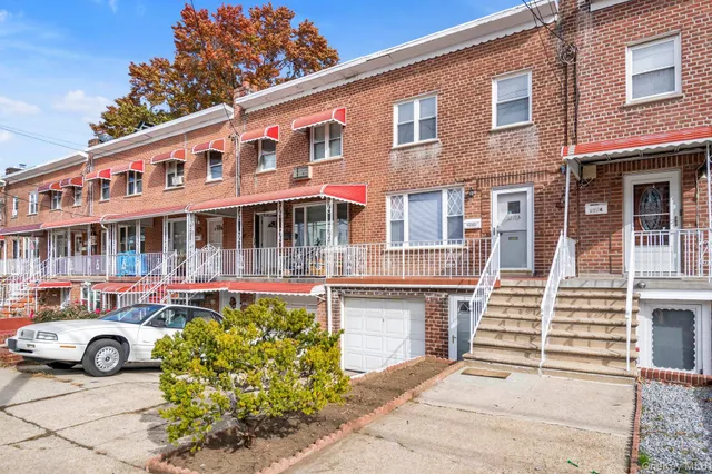 $689,000 | 1276 Edison Avenue, Unit A | Schuylerville