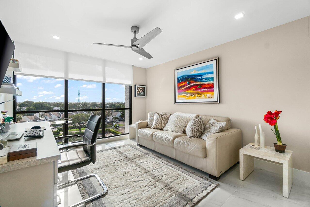 1975 Bridgewood Drive Boca Raton, FL 33434 - Photo 21 of 42 021-1975BridgewoodDrive-BocaRaton-FL-334