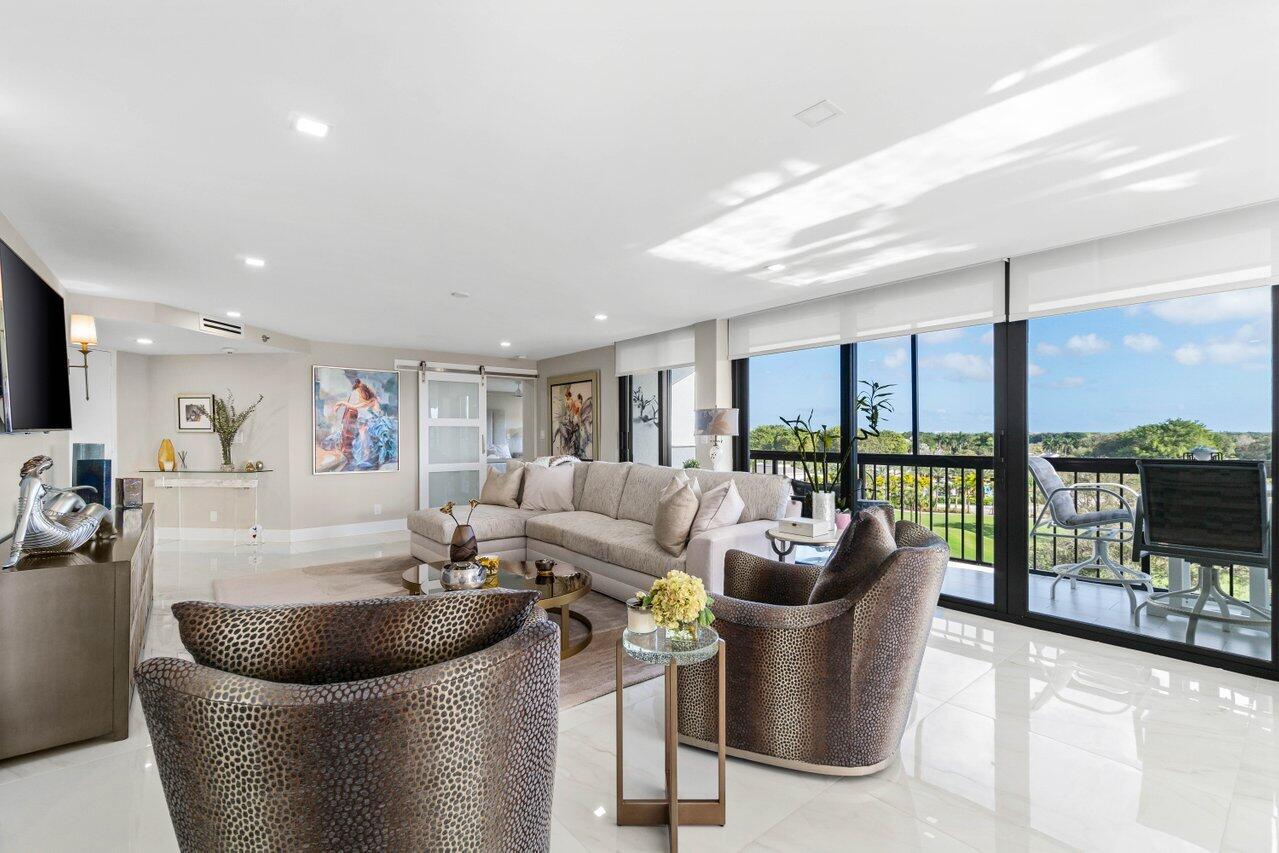 1975 Bridgewood Drive Boca Raton, FL 33434 - Photo 6 of 42 007-1975BridgewoodDrive-BocaRaton-FL-334