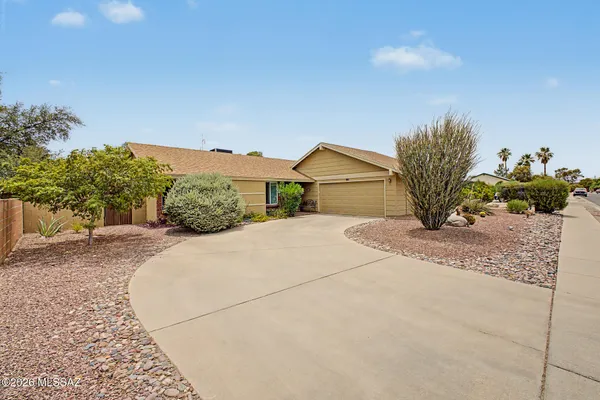 $370,000 | 1231 West Elko Street, Tucson, AZ 85704