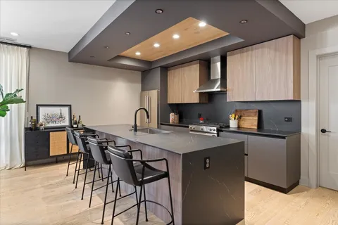 $740,000 | 1523 North Western Avenue, Unit 4C, Chicago, IL 60622