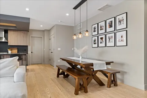 $740,000 | 1523 North Western Avenue, Unit 4C, Chicago, IL 60622